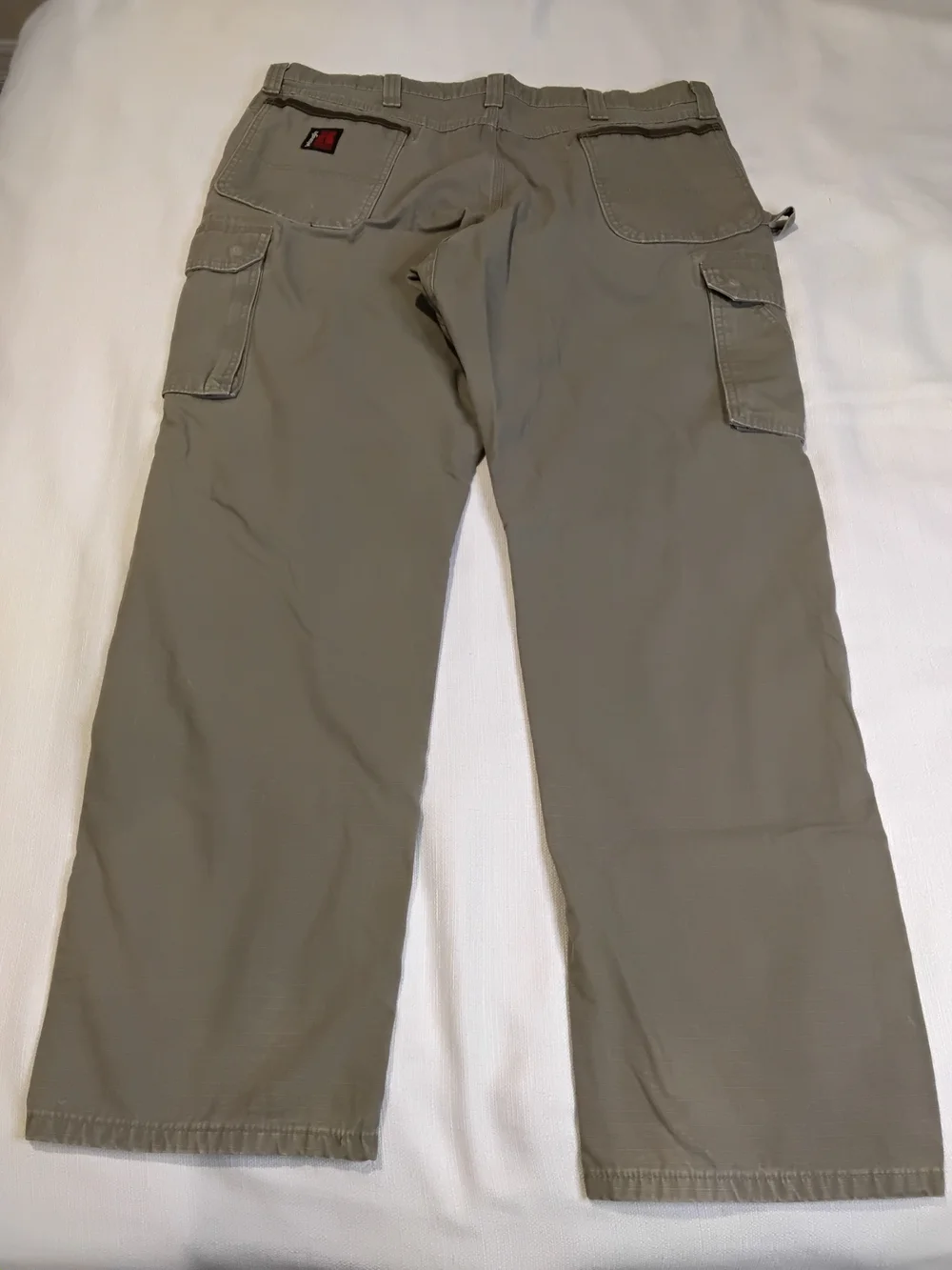 Wrangler Riggs Workwear Men's Cargo Pants in Olive-Taupe Sz 40x32.